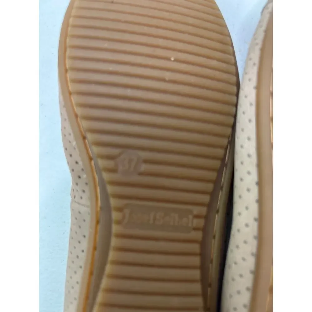 Josef Siebel Pippa Perforated Ballet Flats in Tan. Women's Size 37 or 6.5 US